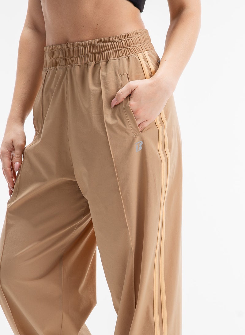 Beyond Fitness W-STRIVE Flexi double line Pants - Image 4